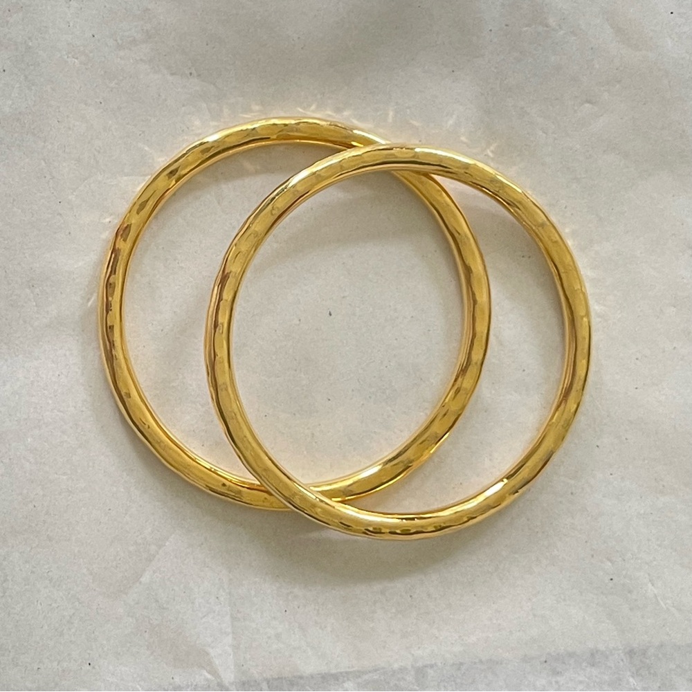 3/$20 SALE ๐ Lustrous Gold Bangle Bracelets - Picture 5 of 5